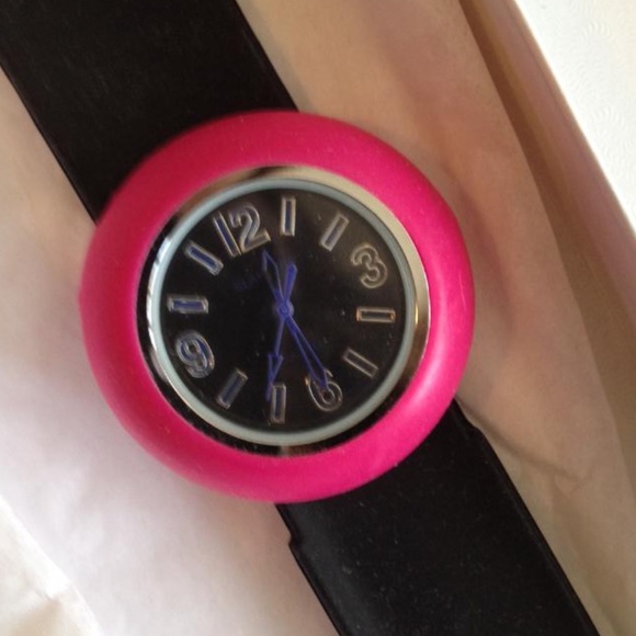 Slapper Watch - Picture 2 of 3